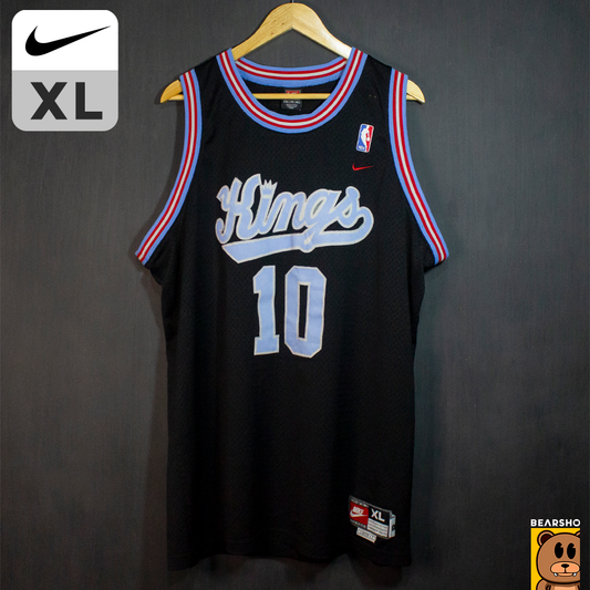 Nike Team, 1987 Vintage Sacramento Kings NBA Mike Bibby #10 Jersey.