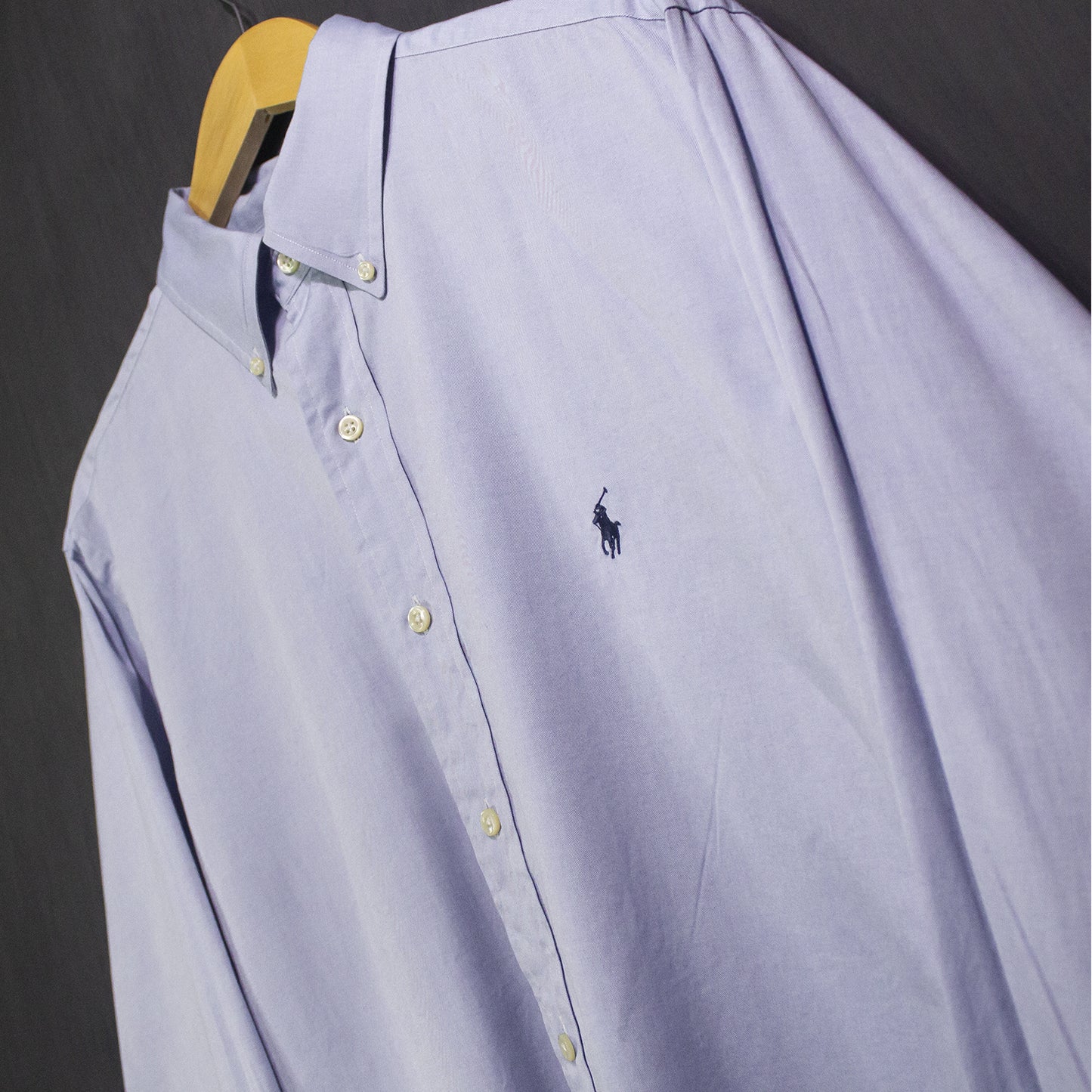 Ralph Lauren, Camisa de vestir celeste/blanca.