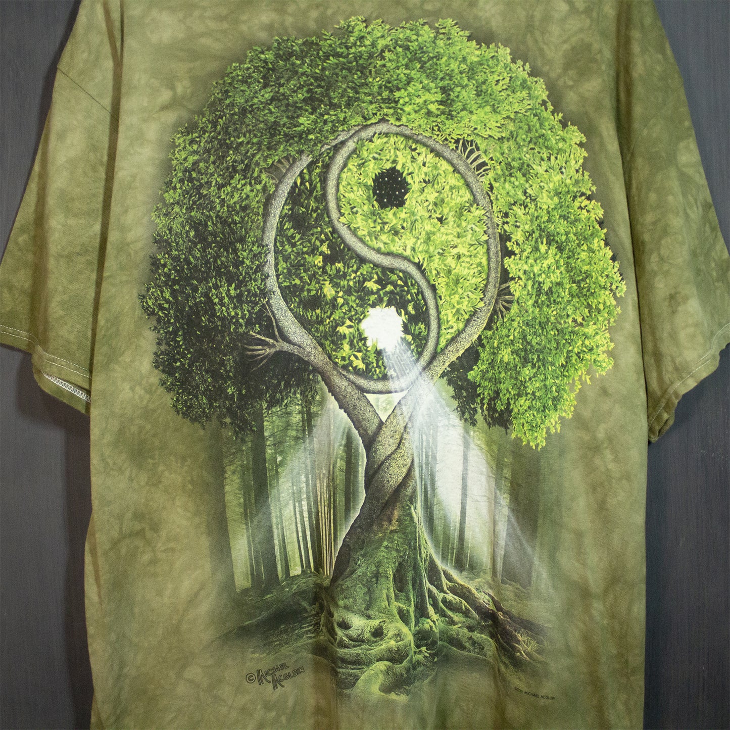 3D Tees By The Mountain, Yin Yang Tree.